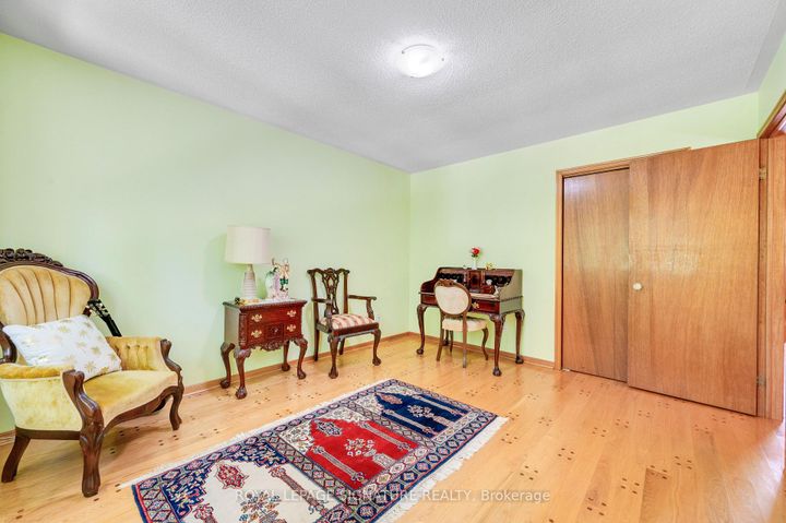 Photo 39 at 2921 Caradoc Lane, CV Clearview, Oakville