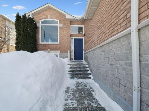 Photo 1 at 19 LESLIE Avenue, Holly, Barrie