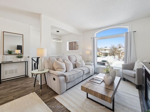 Photo 4 at 19 LESLIE Avenue, Holly, Barrie