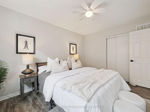 Photo 28 at 19 LESLIE Avenue, Holly, Barrie