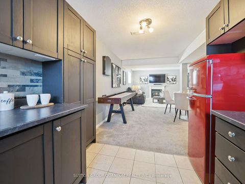 Photo 32 at 19 LESLIE Avenue, Holly, Barrie