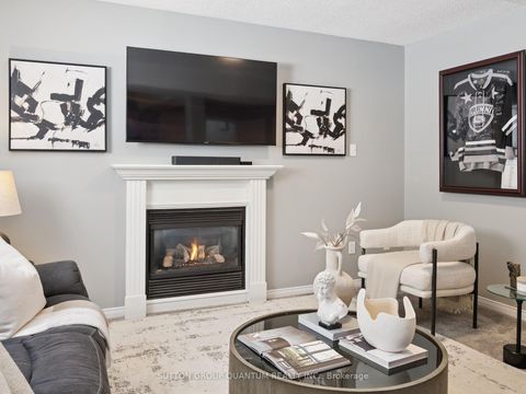 Photo 36 at 19 LESLIE Avenue, Holly, Barrie