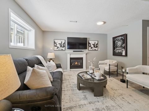 Photo 37 at 19 LESLIE Avenue, Holly, Barrie