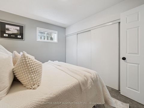 Photo 40 at 19 LESLIE Avenue, Holly, Barrie