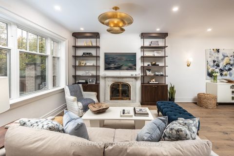 Photo 4 at 102 Shaftesbury Avenue, Moore Park, Toronto