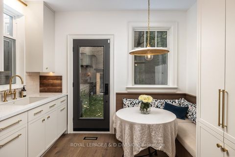 Photo 22 at 102 Shaftesbury Avenue, Moore Park, Toronto