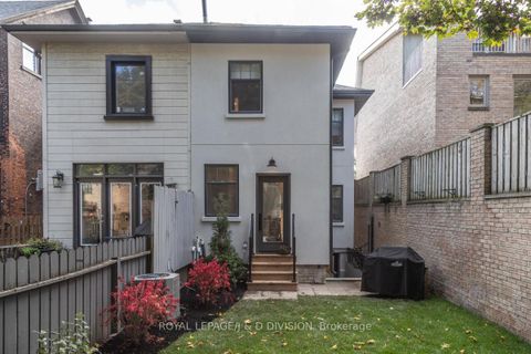 Photo 27 at 102 Shaftesbury Avenue, Moore Park, Toronto