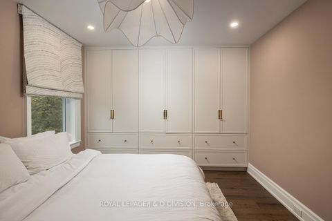 Photo 36 at 102 Shaftesbury Avenue, Moore Park, Toronto