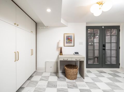 Photo 39 at 102 Shaftesbury Avenue, Moore Park, Toronto