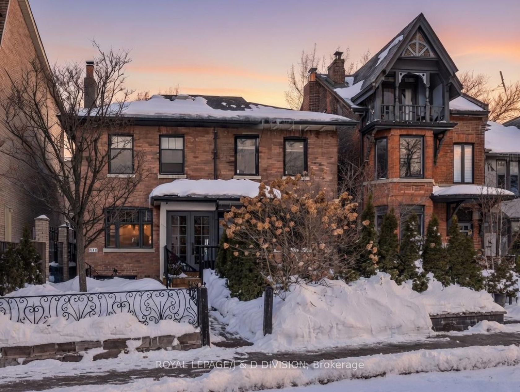 102 Shaftesbury Avenue, Moore Park, Toronto 