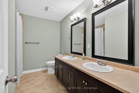 Photo 8 at 35 Daphne Crescent, Cundles East, Barrie