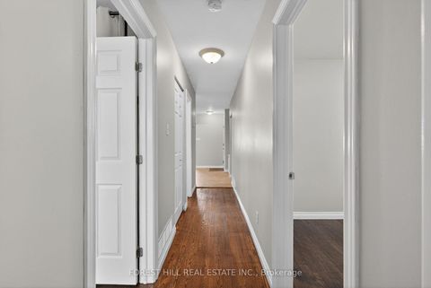 Photo 10 at 35 Daphne Crescent, Cundles East, Barrie