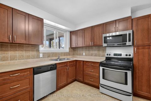 Photo 25 at 35 Daphne Crescent, Cundles East, Barrie