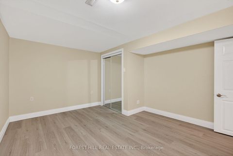 Photo 27 at 35 Daphne Crescent, Cundles East, Barrie