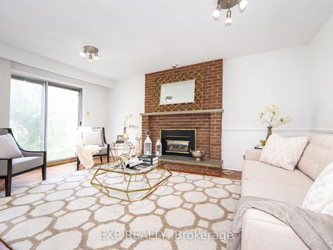 Photo 27 at 18 Whitman Street, Newtonbrook East, Toronto