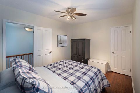 Photo 21 at 463 Milverton Boulevard, Danforth, Toronto