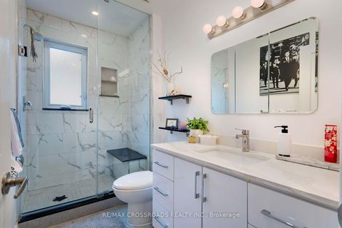 Photo 24 at 463 Milverton Boulevard, Danforth, Toronto