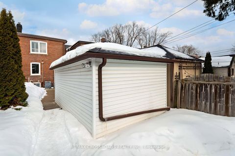 Photo 39 at 463 Milverton Boulevard, Danforth, Toronto