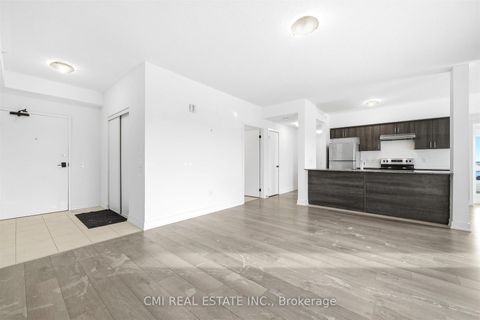 Photo 9 at 501 - 4 Spice Way, Rural Barrie Southeast, Barrie