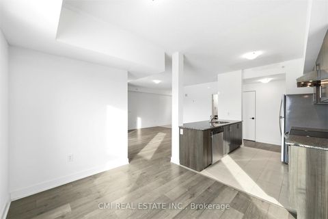 Photo 17 at 501 - 4 Spice Way, Rural Barrie Southeast, Barrie