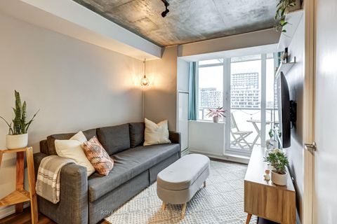 Photo 9 at 1117 - 20 Joe Shuster Way, Niagara, Toronto