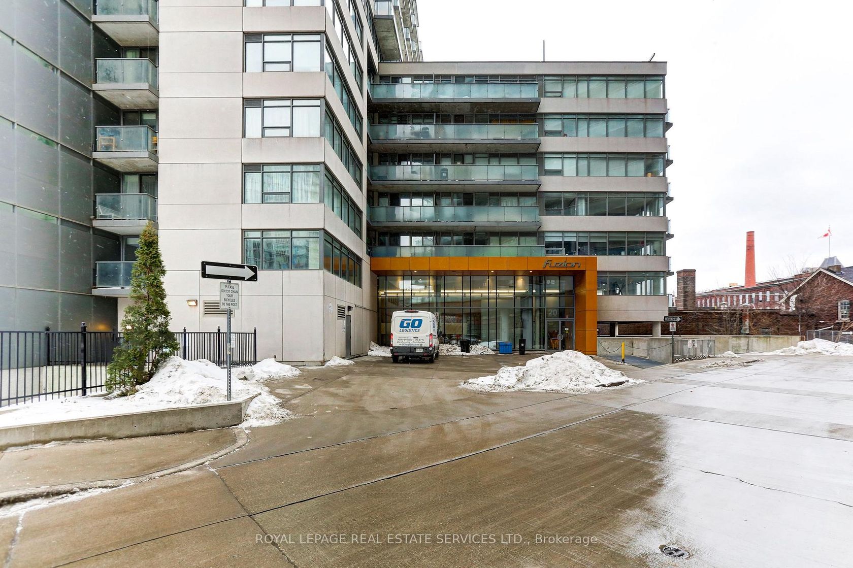 1117 - 20 Joe Shuster Way, Niagara, Toronto 