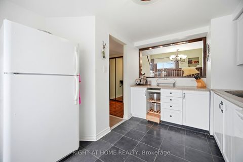 Photo 11 at 94 Dutch Myrtle Way, Don Mills, Toronto