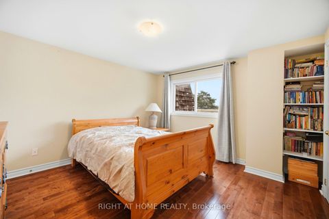 Photo 19 at 94 Dutch Myrtle Way, Don Mills, Toronto