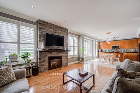 Photo 11 at 10 Eber Street, Oak Ridges, Richmond Hill