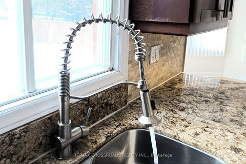 Photo 20 at 50 Marchwood Crescent, Harding, Richmond Hill