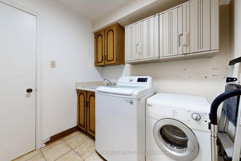 Photo 26 at 50 Marchwood Crescent, Harding, Richmond Hill