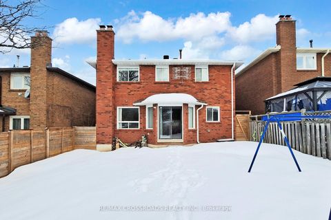 Photo 43 at 50 Marchwood Crescent, Harding, Richmond Hill