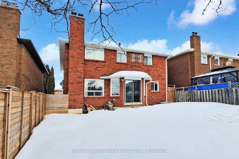 Photo 44 at 50 Marchwood Crescent, Harding, Richmond Hill