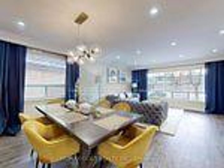 Photo 11 at 189 Kingsview Boulevard, The Westway, Toronto