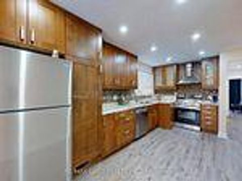 Photo 12 at 189 Kingsview Boulevard, The Westway, Toronto