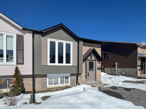 Photo 2 at 1294 Sunningdale Avenue, Donevan, Oshawa