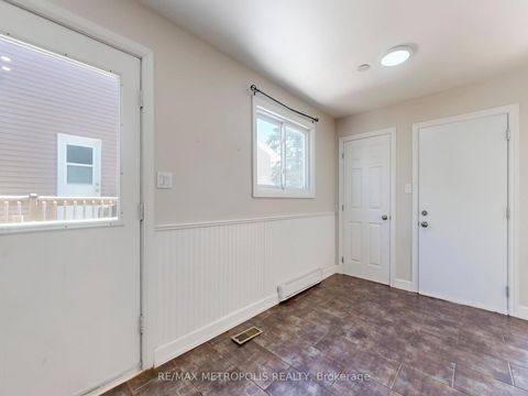 Photo 15 at 1294 Sunningdale Avenue, Donevan, Oshawa