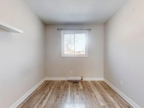 Photo 17 at 1294 Sunningdale Avenue, Donevan, Oshawa