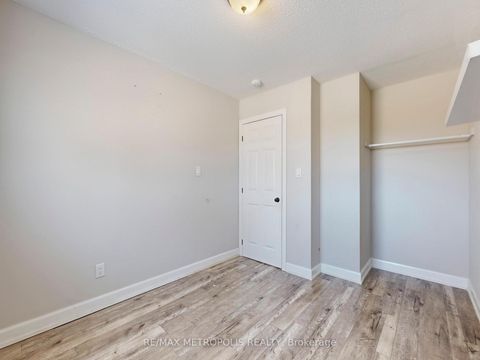 Photo 18 at 1294 Sunningdale Avenue, Donevan, Oshawa