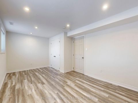 Photo 37 at 1294 Sunningdale Avenue, Donevan, Oshawa