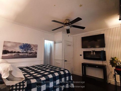 Photo 28 at 52 Ellendale Drive, Dorset Park, Toronto