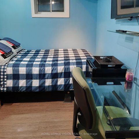 Photo 30 at 52 Ellendale Drive, Dorset Park, Toronto