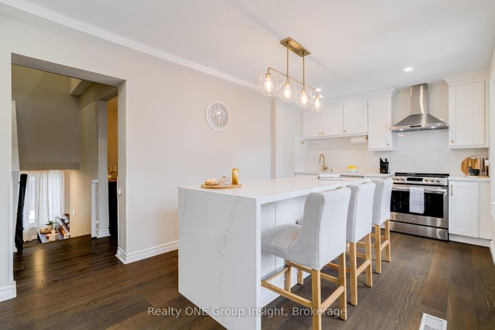 Photo 18 at 42 - 2766 Folkway Drive, Erin Mills, Mississauga