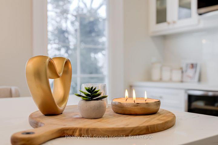 Photo 22 at 42 - 2766 Folkway Drive, Erin Mills, Mississauga