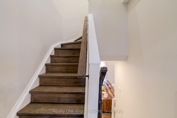 Photo 23 at 42 - 2766 Folkway Drive, Erin Mills, Mississauga