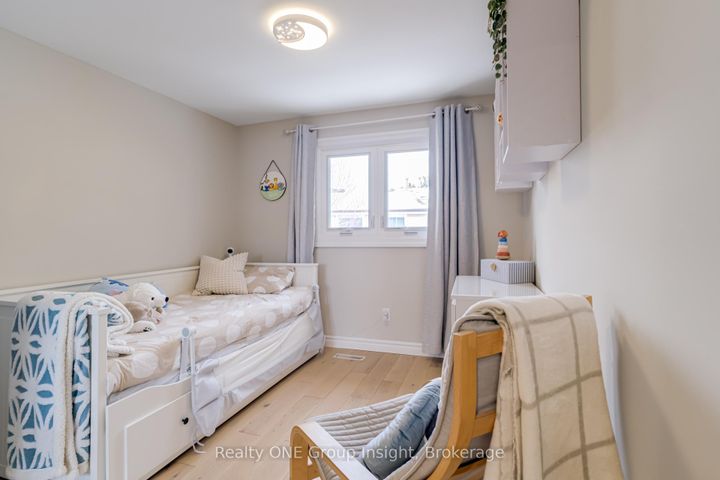 Photo 31 at 42 - 2766 Folkway Drive, Erin Mills, Mississauga