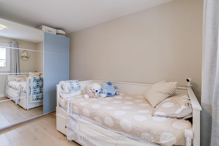 Photo 32 at 42 - 2766 Folkway Drive, Erin Mills, Mississauga