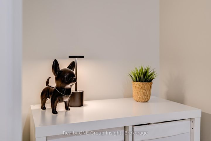 Photo 35 at 42 - 2766 Folkway Drive, Erin Mills, Mississauga