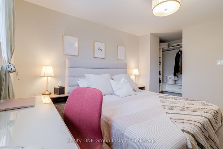 Photo 37 at 42 - 2766 Folkway Drive, Erin Mills, Mississauga