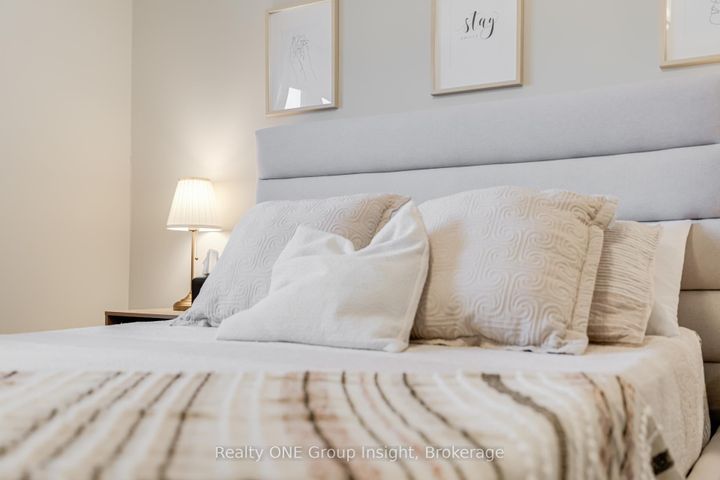 Photo 40 at 42 - 2766 Folkway Drive, Erin Mills, Mississauga